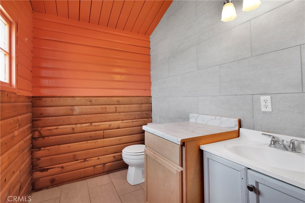 16161 Lorene Drive Property Photo 20