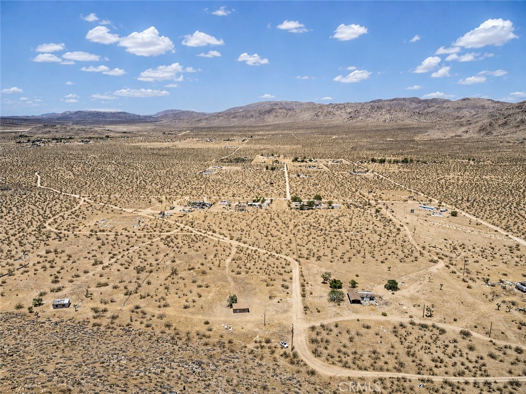 27127 Zuni Road Property Photo 18