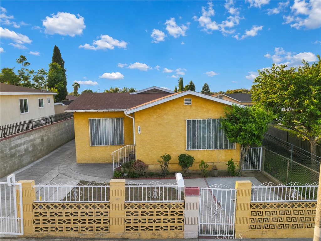440 N Ezra Property Photo 1