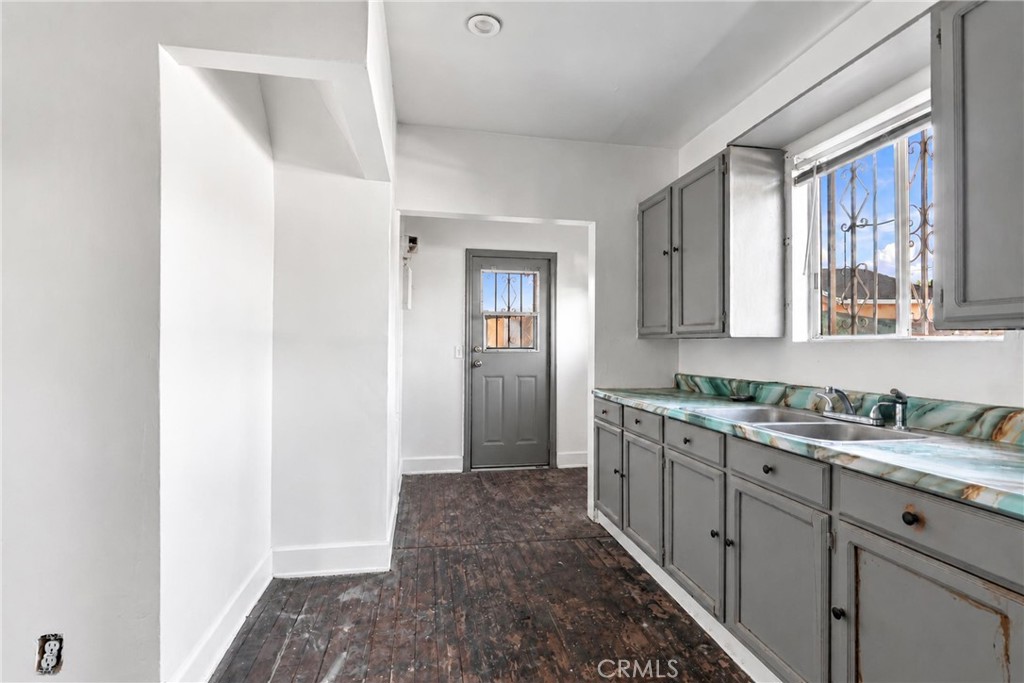 440 N Ezra Property Photo 11