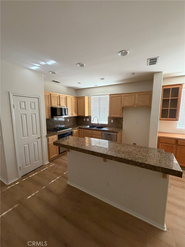 13782 Lobelia Property Photo 4