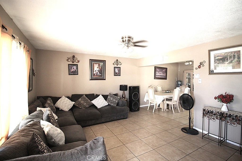 1540 Sunset Property Photo 3