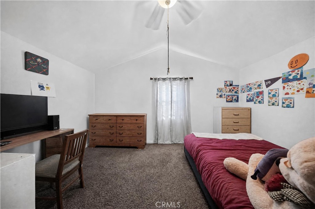21625 Bancroft Property Photo 26