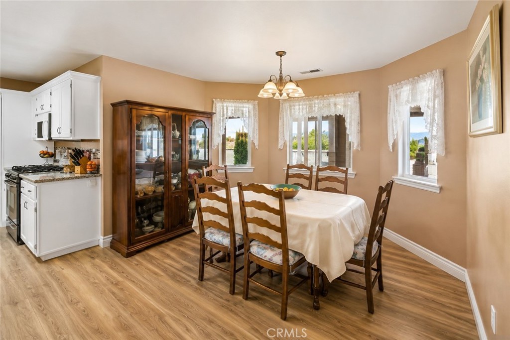 6797 Blue Rose Property Photo 6