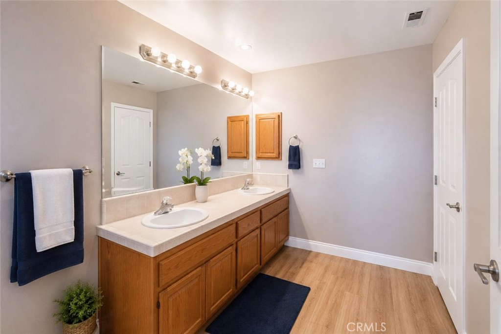 6797 Blue Rose Property Photo 10