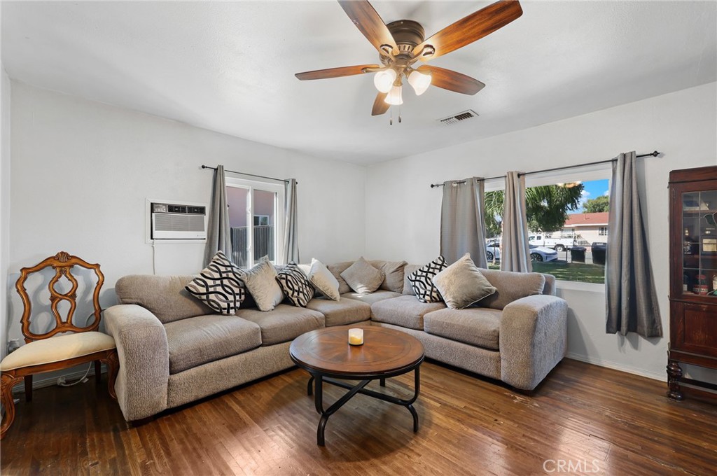 13244 Francisquito Property Photo 10
