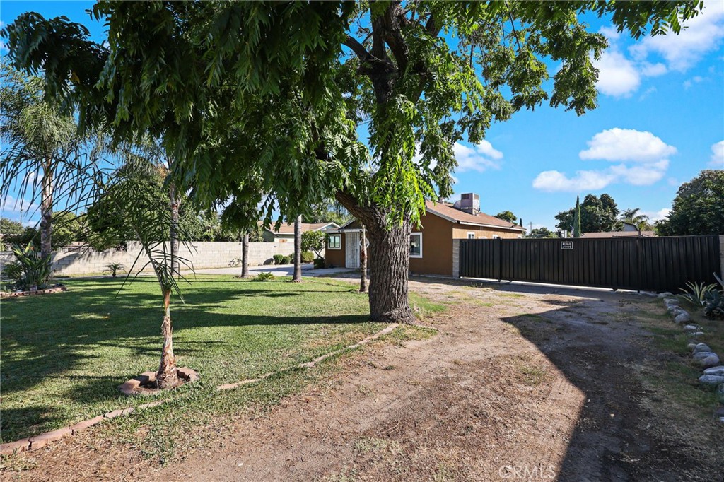 13244 Francisquito Property Photo 22