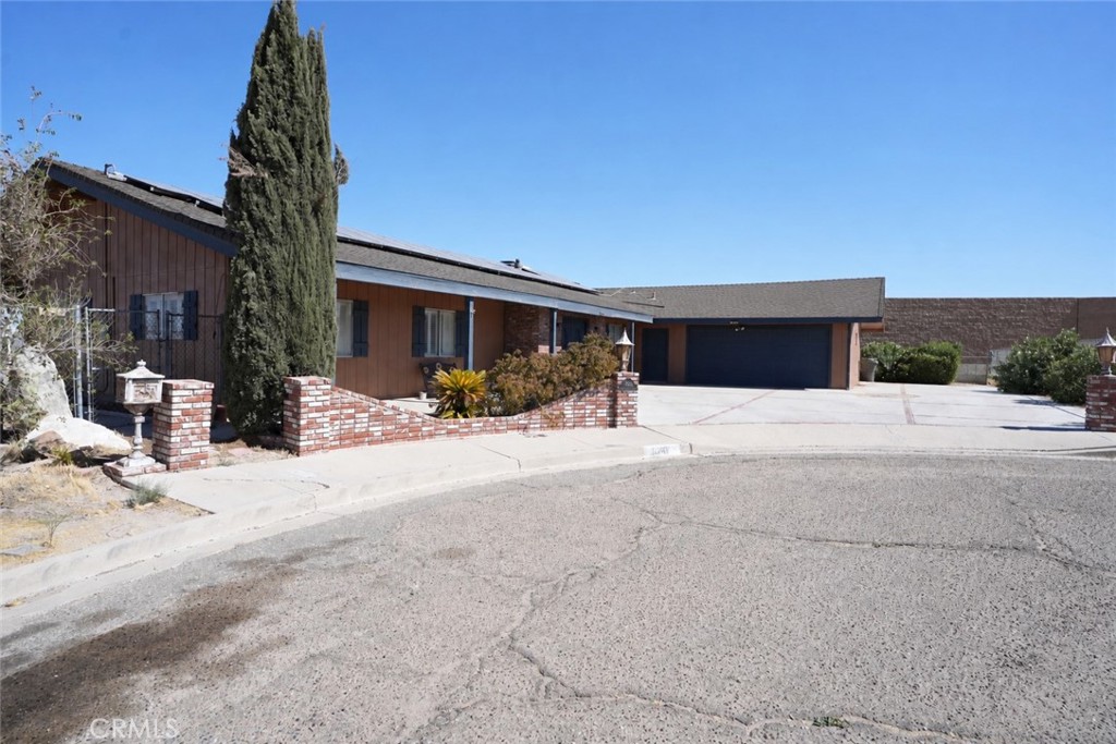 1041 Antelope Lane Property Photo 1