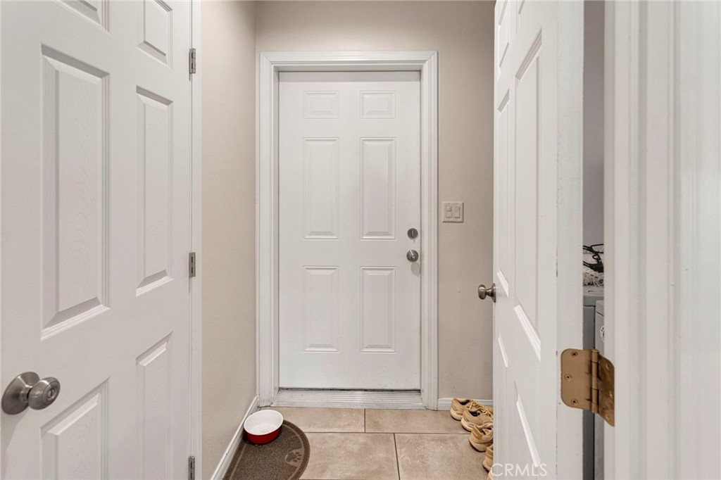 17889 Sycamore Property Photo 38