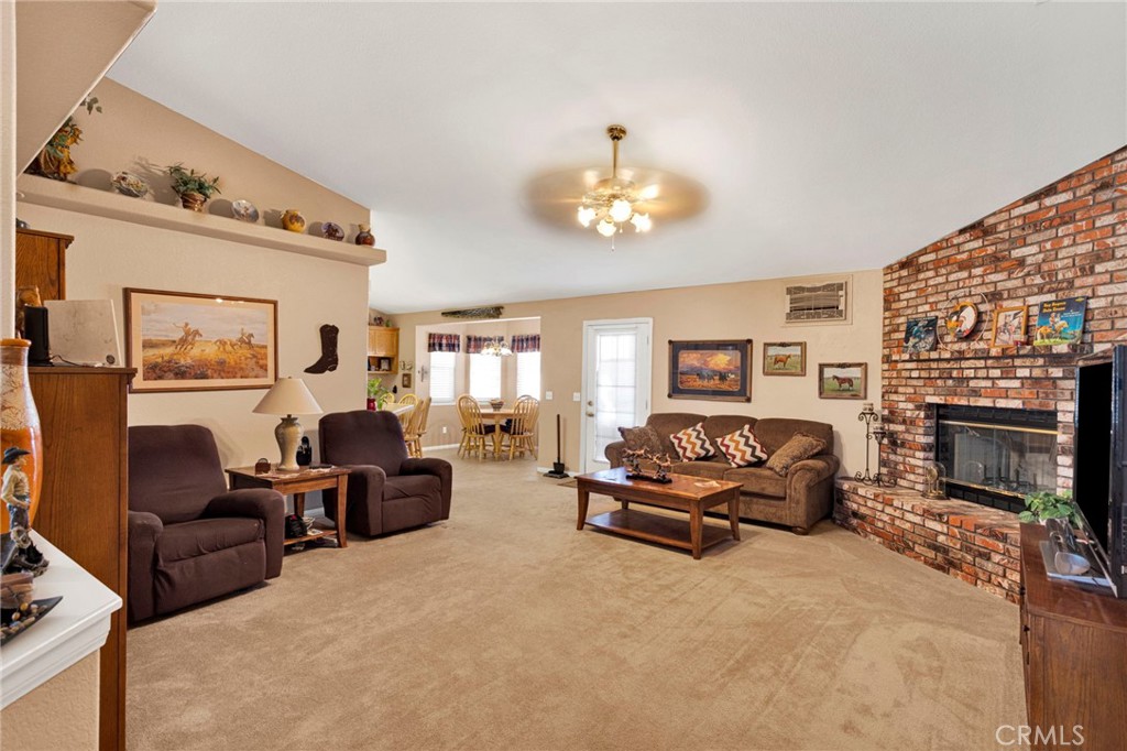 14570 Gayhead Property Photo 6