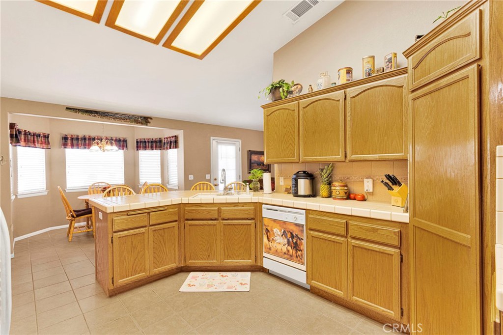 14570 Gayhead Property Photo 9
