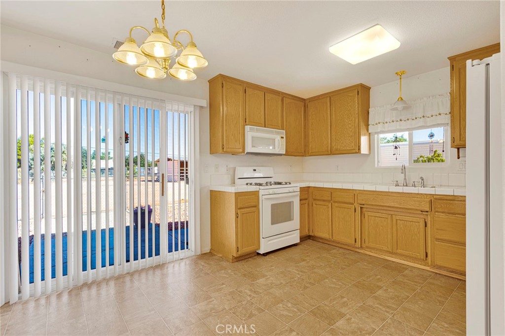 14570 Gayhead Property Photo 28