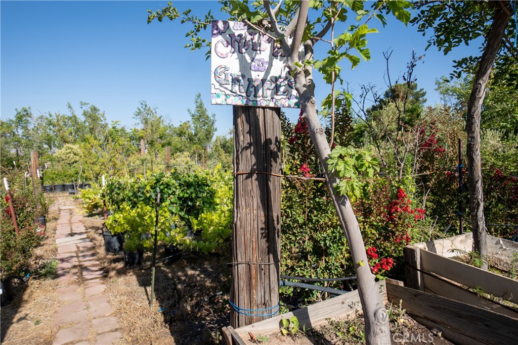 13874 Ranchero Road Property Photo 10