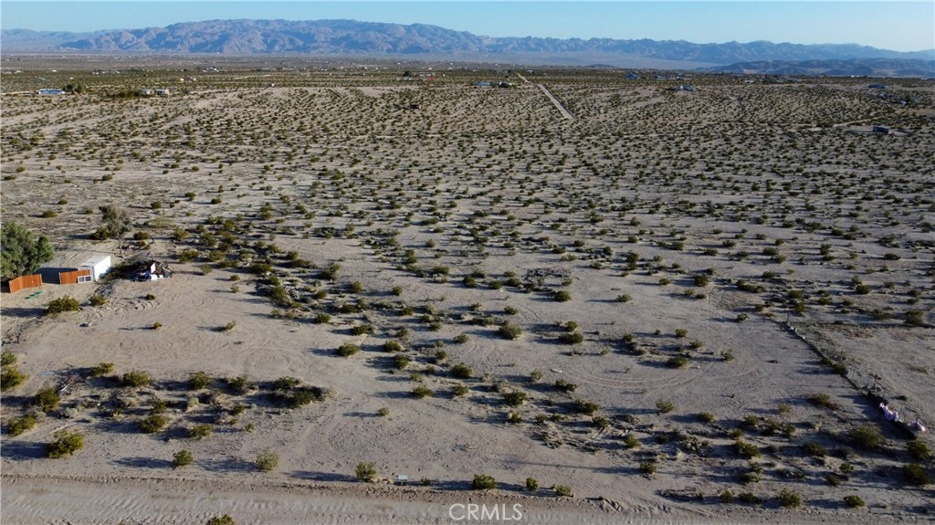 758 Papoose Trail Property Photo 8