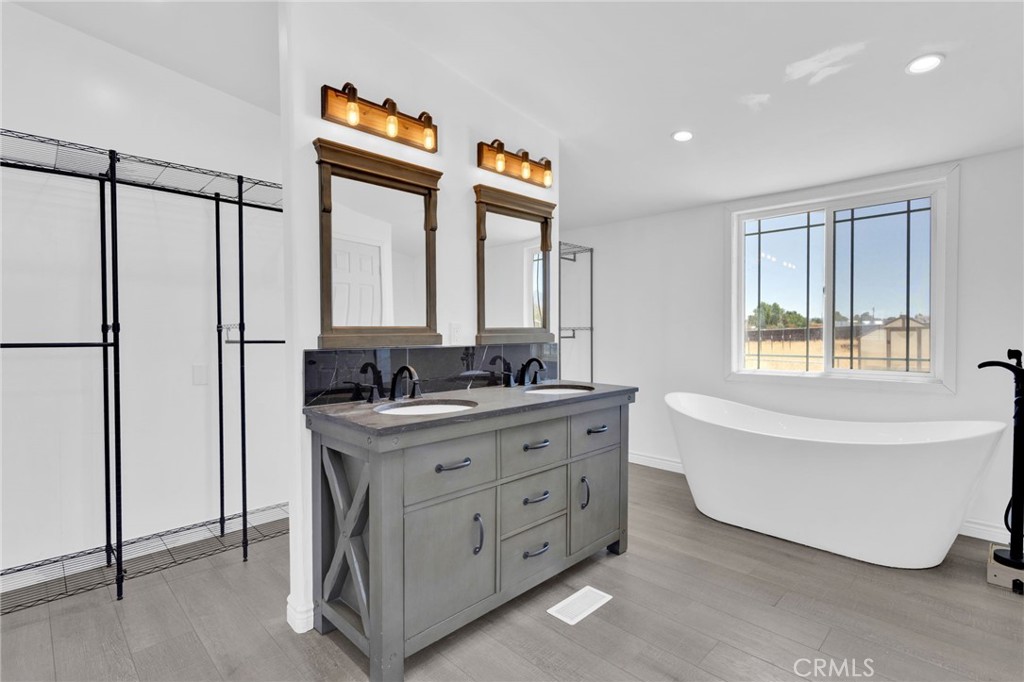 9235 Lindero Property Photo 21