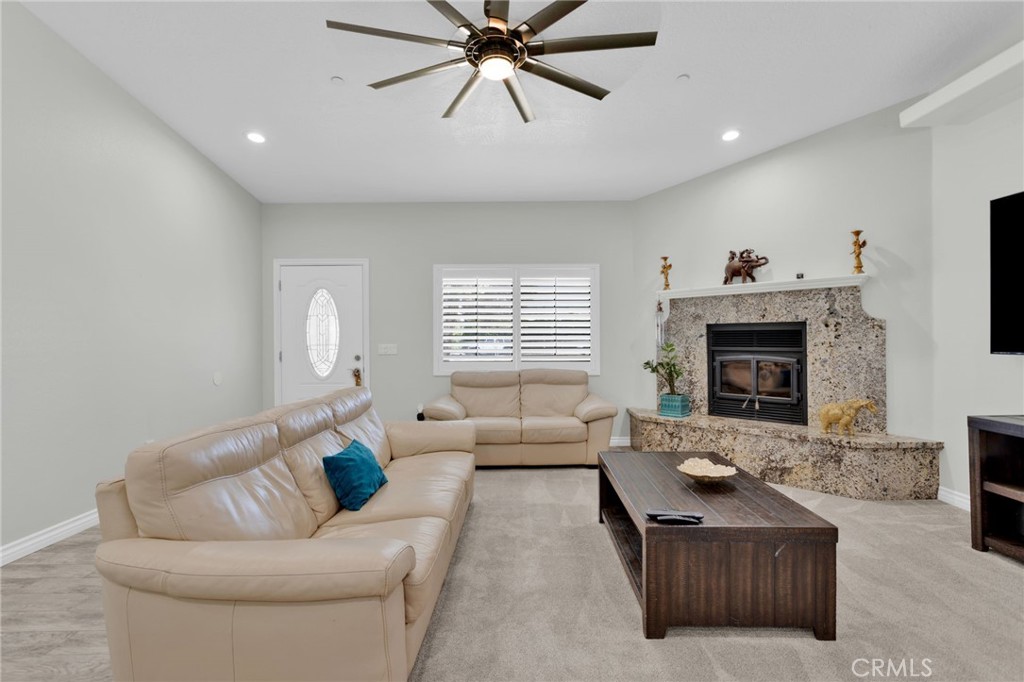 14732 Olive Street Property Photo 6