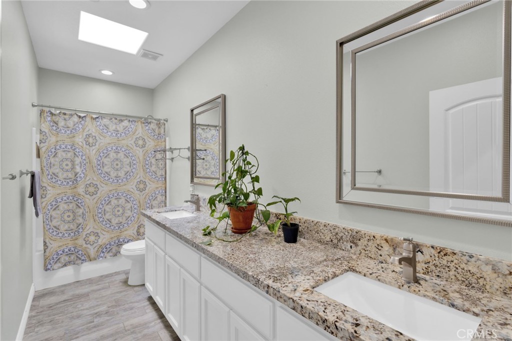 14732 Olive Street Property Photo 29