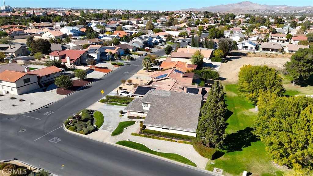 12885 Rain Shadow Road Property Photo 3