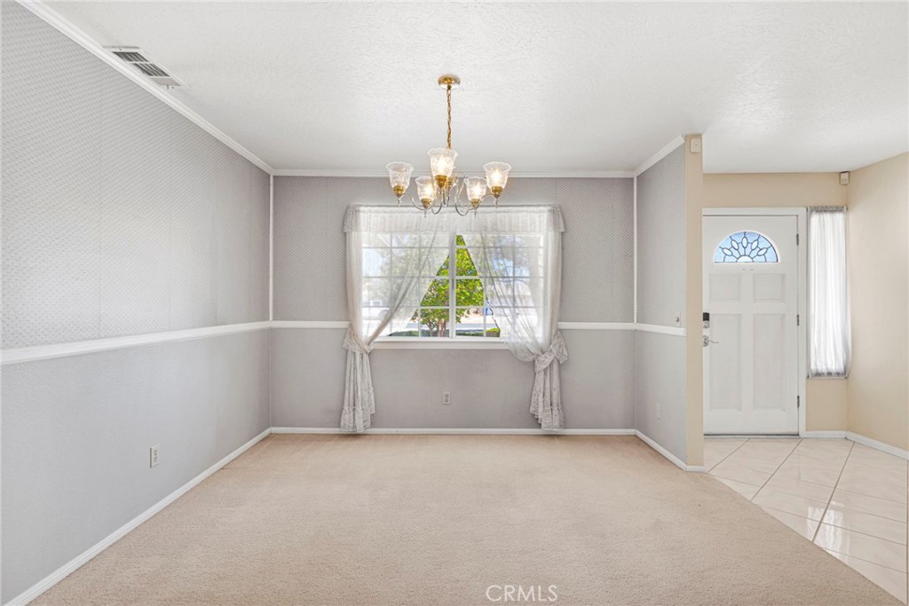 20187 Itasca Road Property Photo 8