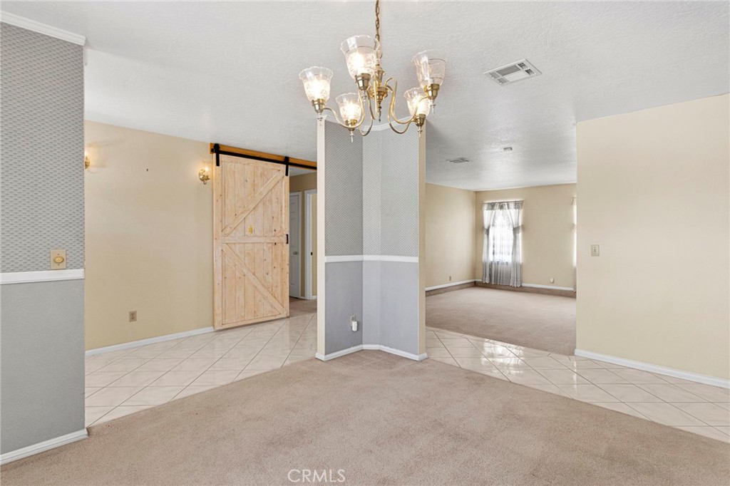 20187 Itasca Road Property Photo 9