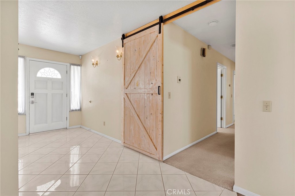 20187 Itasca Road Property Photo 13