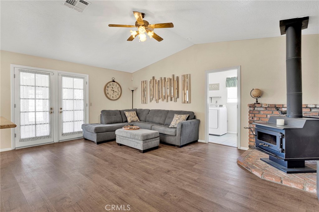 20187 Itasca Road Property Photo 15