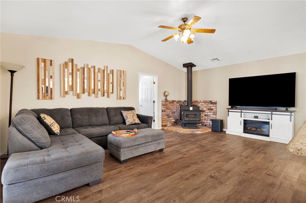 20187 Itasca Road Property Photo 17