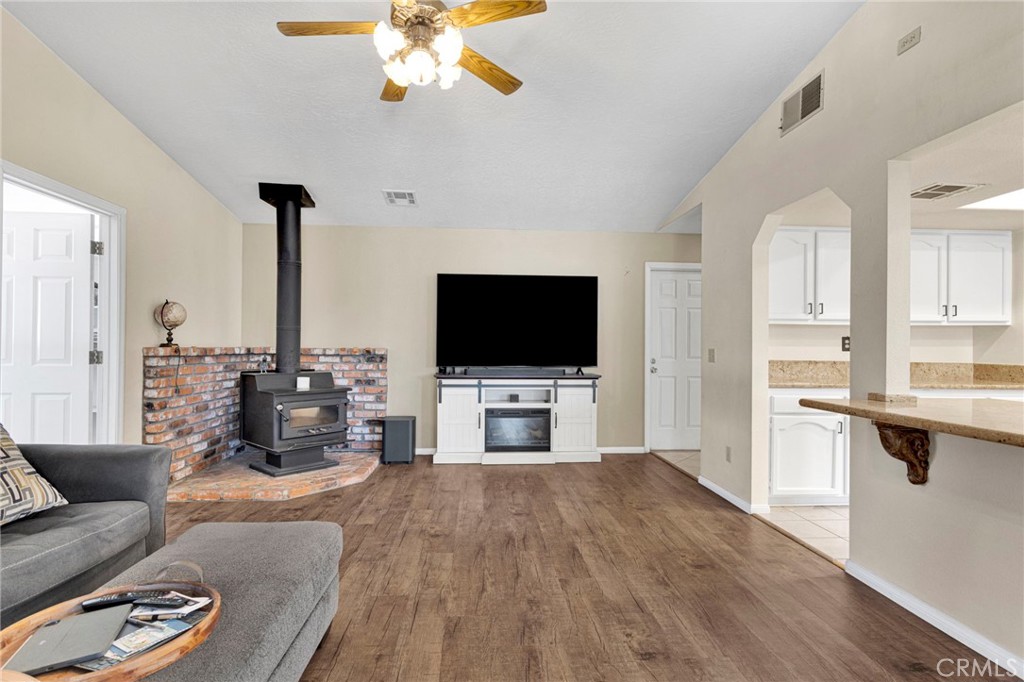 20187 Itasca Road Property Photo 18