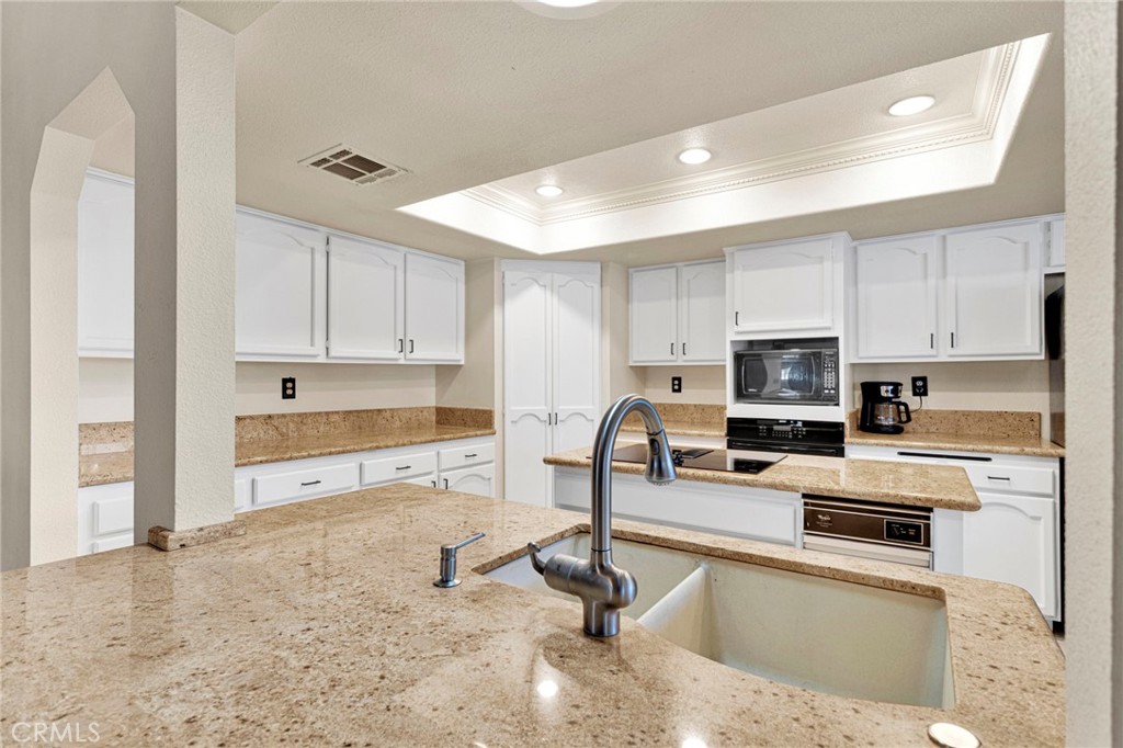 20187 Itasca Road Property Photo 20