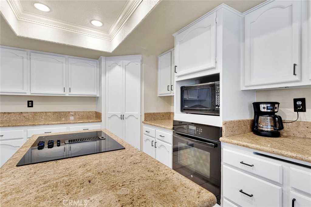 20187 Itasca Road Property Photo 24