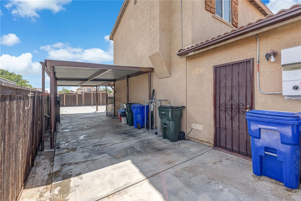 15143 Arcadian Property Photo 10
