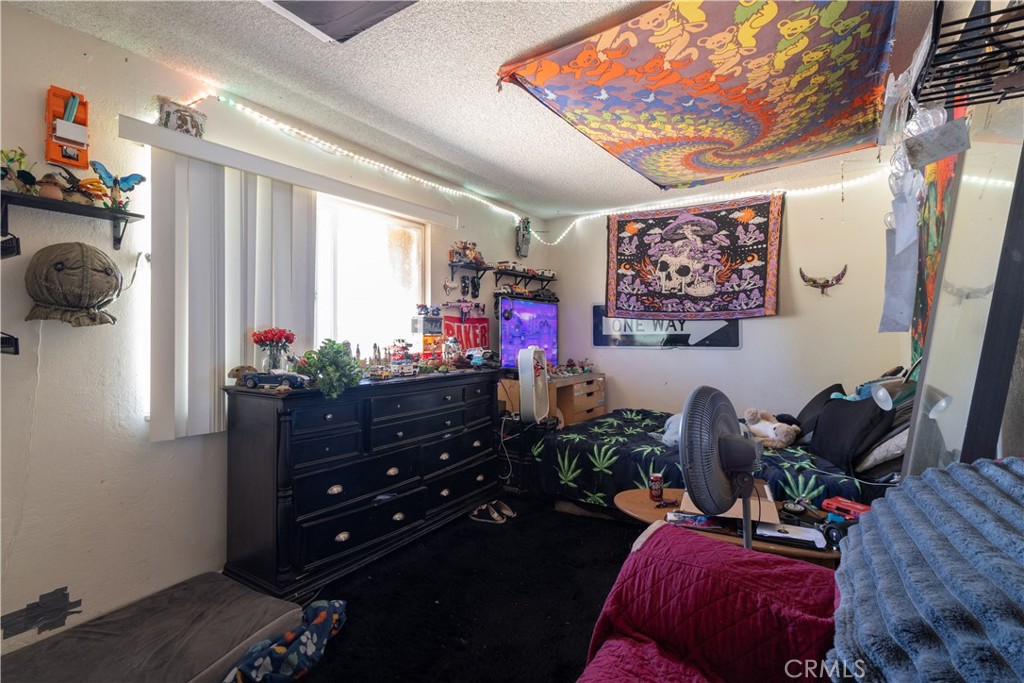 14945 Anacapa Property Photo 8