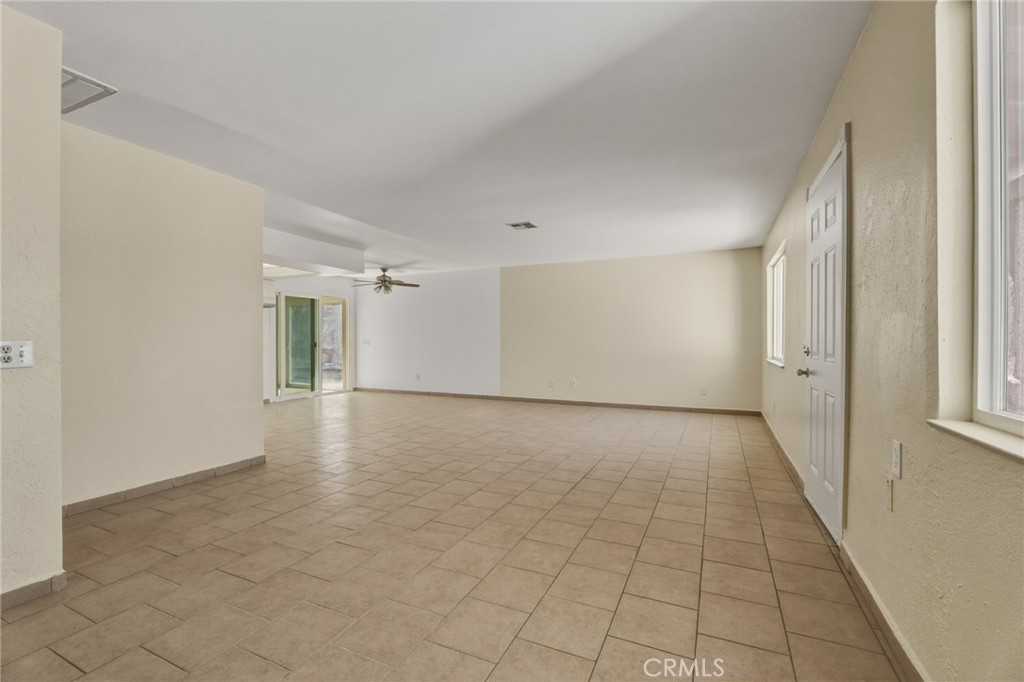 1520 Armory Property Photo 7