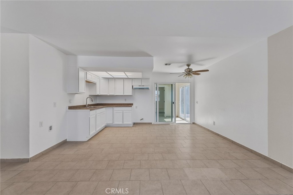 1520 Armory Property Photo 9