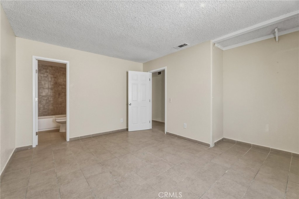 1520 Armory Property Photo 15