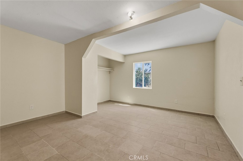 1520 Armory Property Photo 21