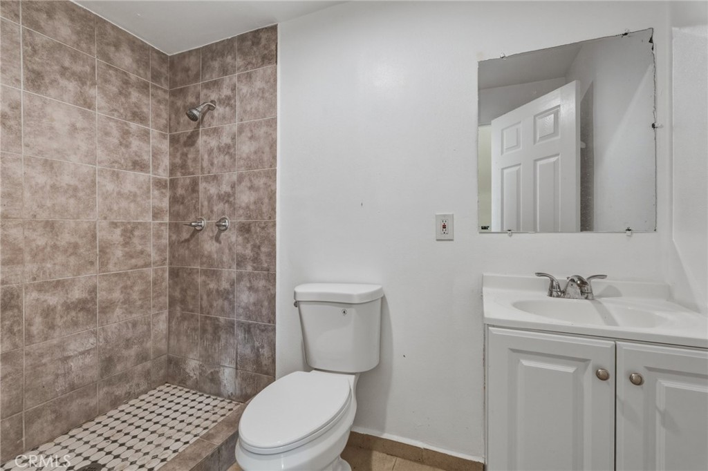 1520 Armory Property Photo 25