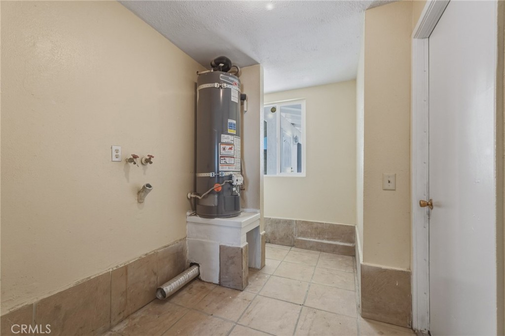 1520 Armory Property Photo 29