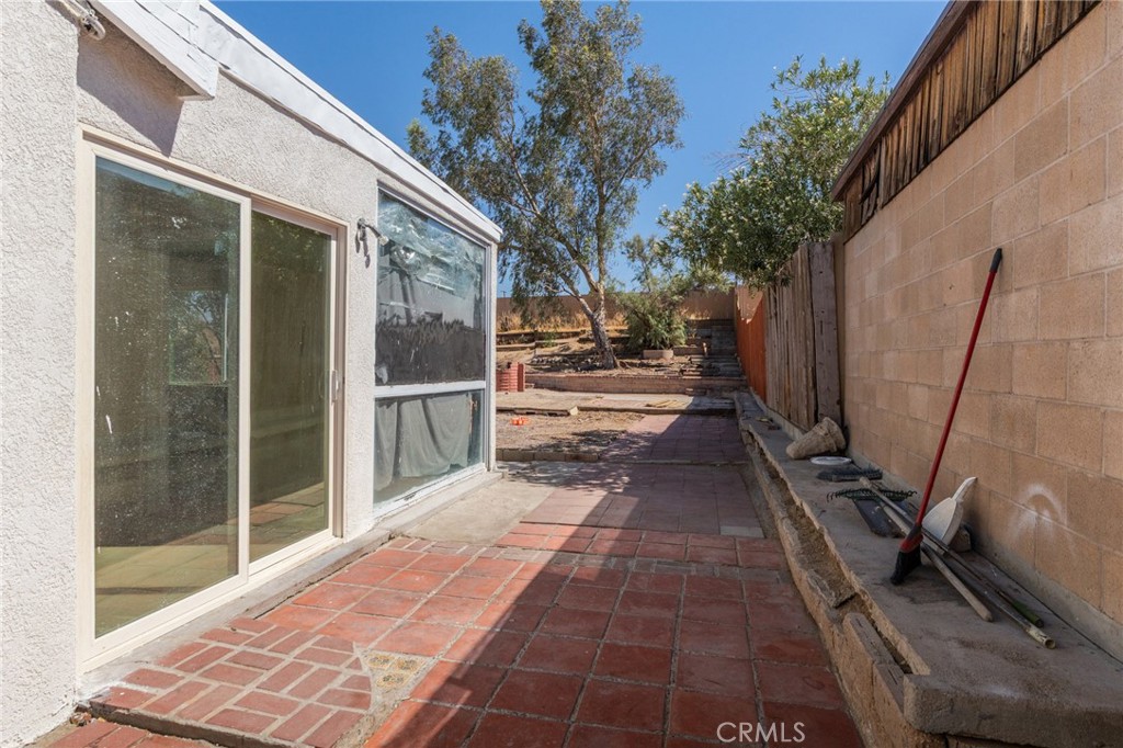 1520 Armory Property Photo 30