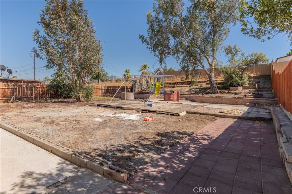 1520 Armory Property Photo 31