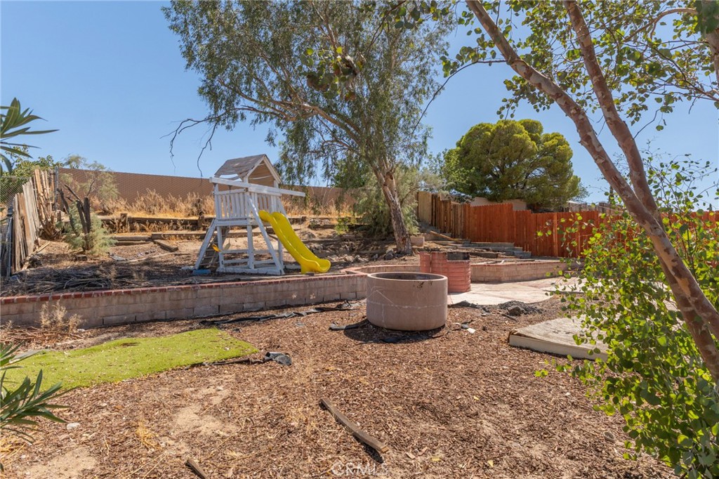 1520 Armory Property Photo 35