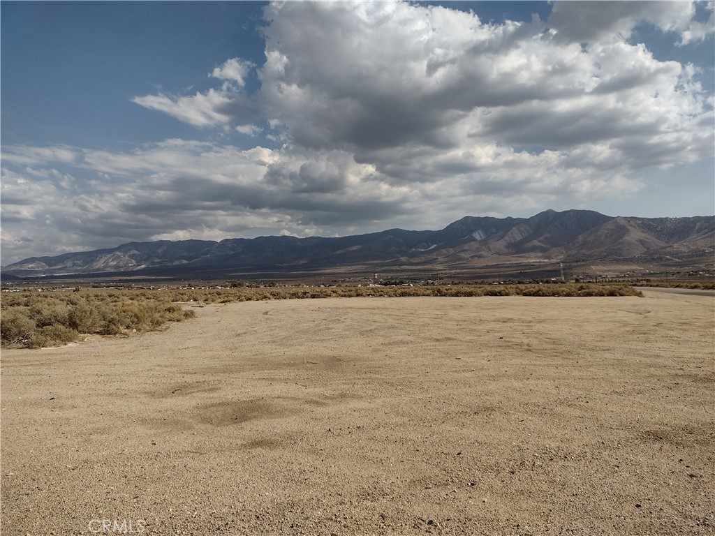 300 Highway 18 Property Photo 16