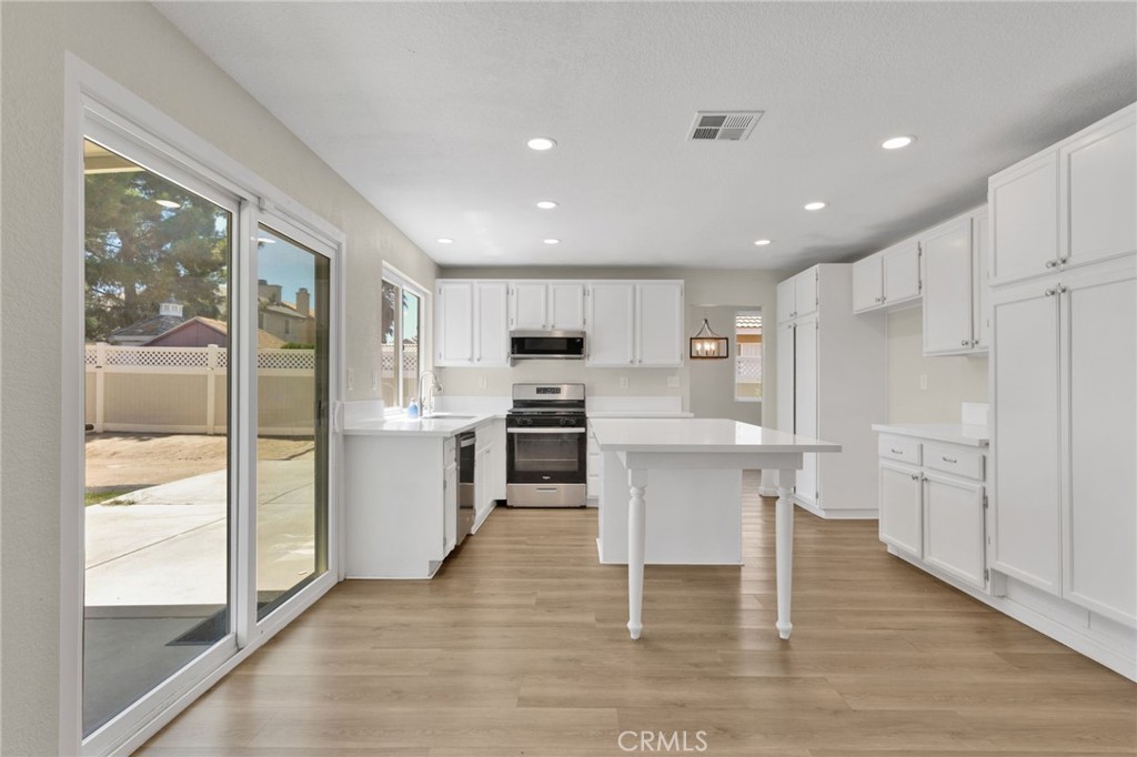 14363 Aspen Property Photo 8