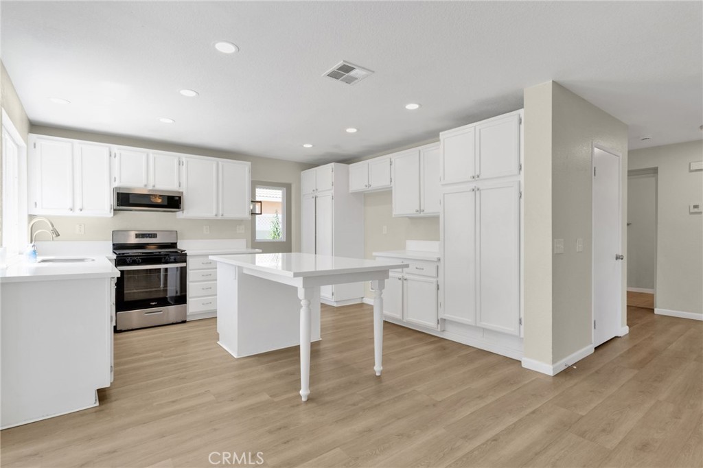 14363 Aspen Property Photo 9