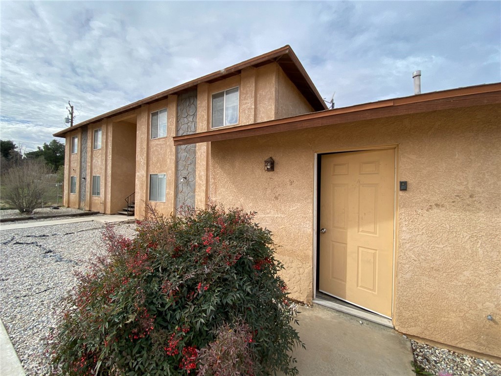 15845 Tokay Property Photo 3