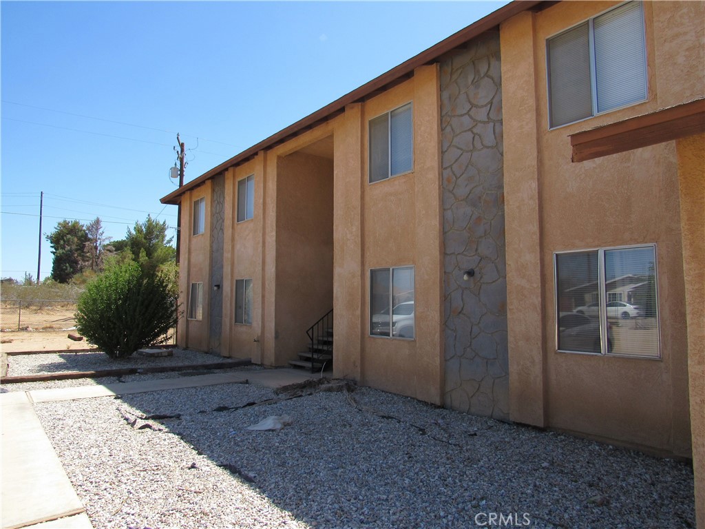 15845 Tokay Property Photo 4