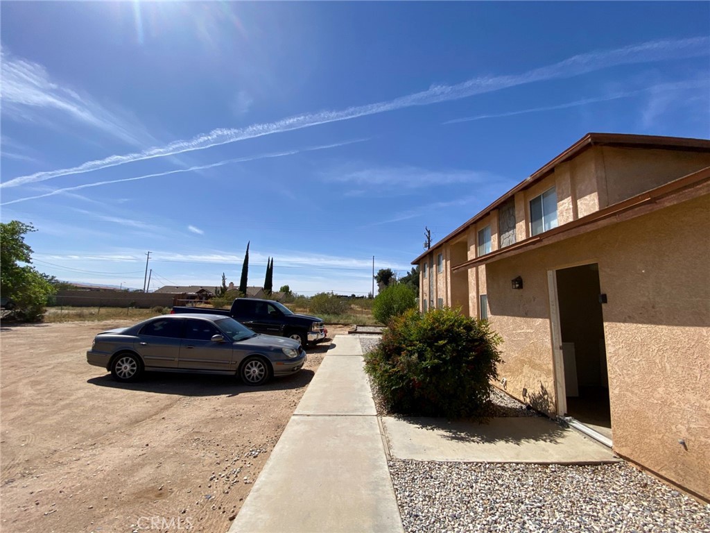 15845 Tokay Property Photo 5