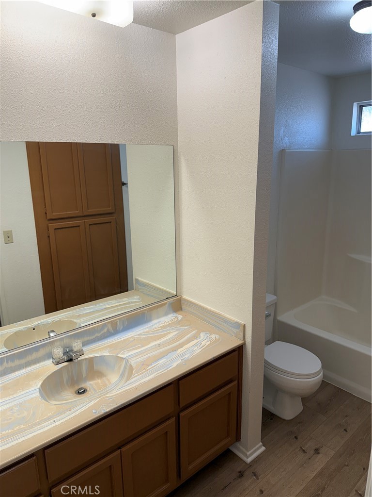15845 Tokay Property Photo 13