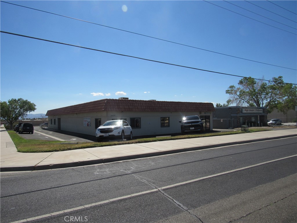 14029 Amargosa Road Property Photo 2