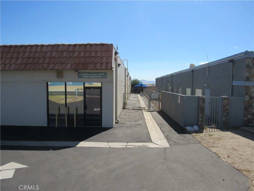 14029 Amargosa Road Property Photo 4